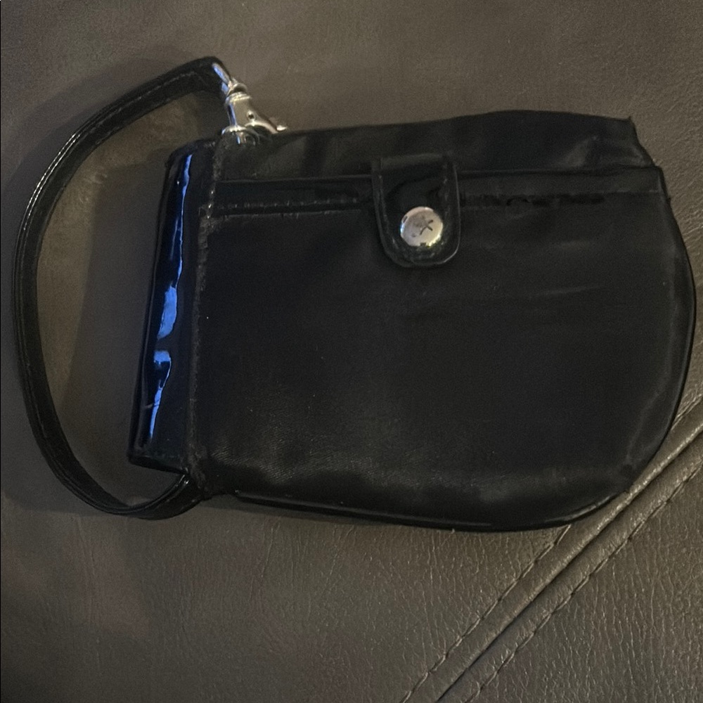Icon Case - Picture 3 of 3
